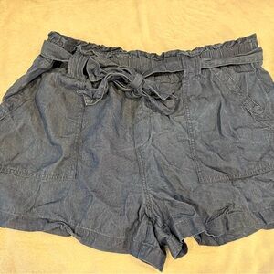 Time and Tru Dark Navy and light blue Paperbag Waist Tie-Front Shorts (2)